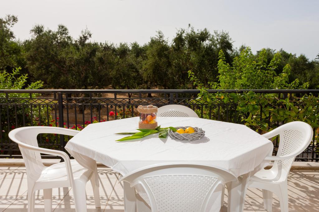 Galatea Apartment Kypseli Exterior photo