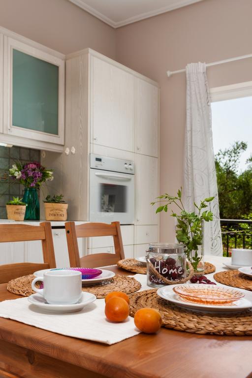 Galatea Apartment Kypseli Exterior photo